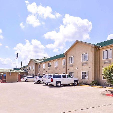 Quality Inn & Suites Beaumont Exterior foto